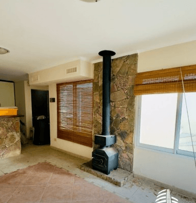 Juncal 373, Tandil